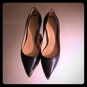 Tory Burch Black Leather Pumps